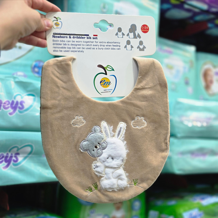 ست پیشبند فانتزی نوزاد مخمل برند em 🐇